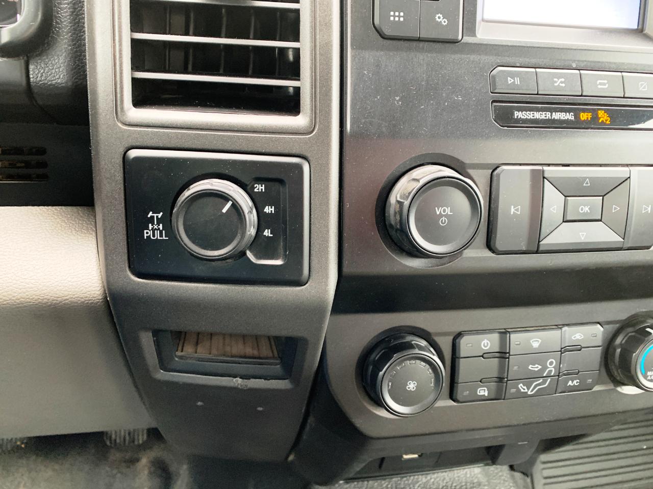 Ford F-250 SD XL Crew Cab Long Bed 4WD 2021