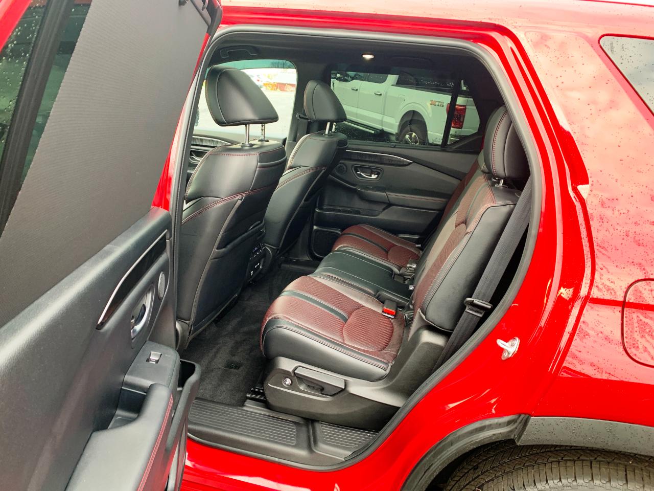 Honda Pilot Black Edition AWD 2023