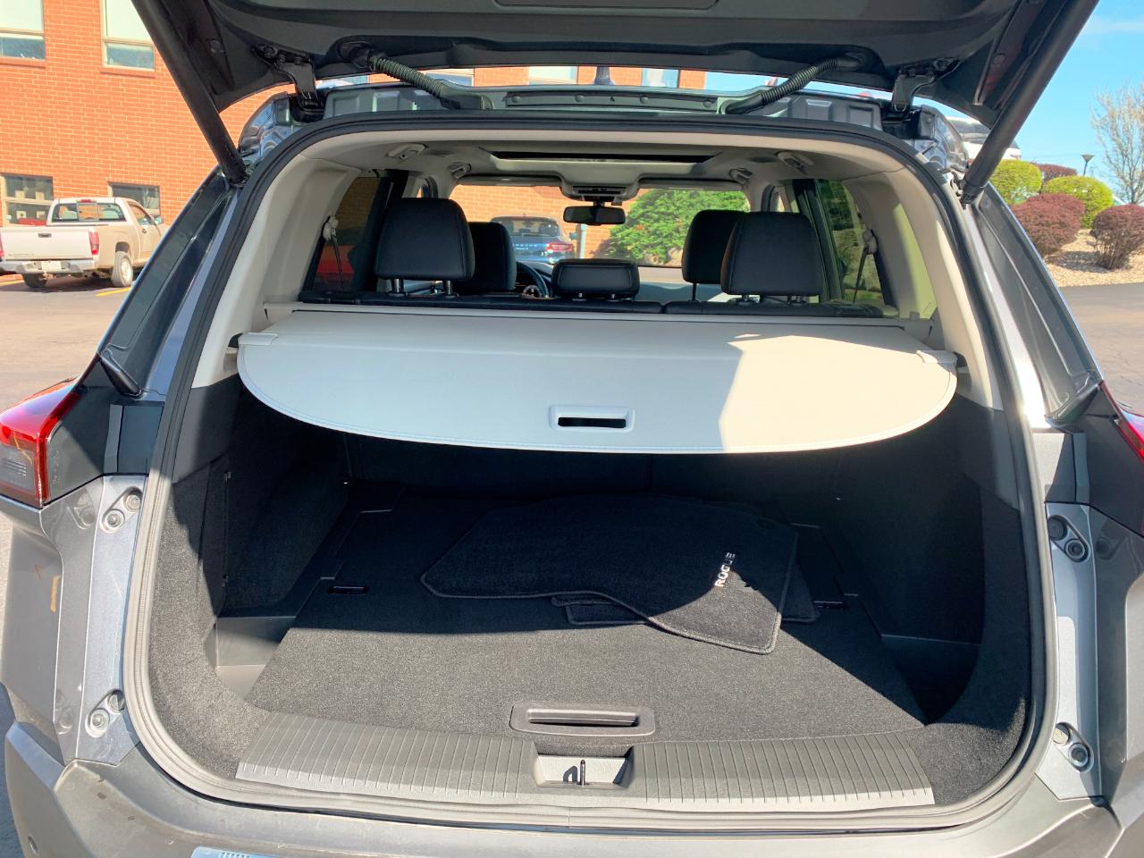 Nissan Rogue Platinum AWD 2023