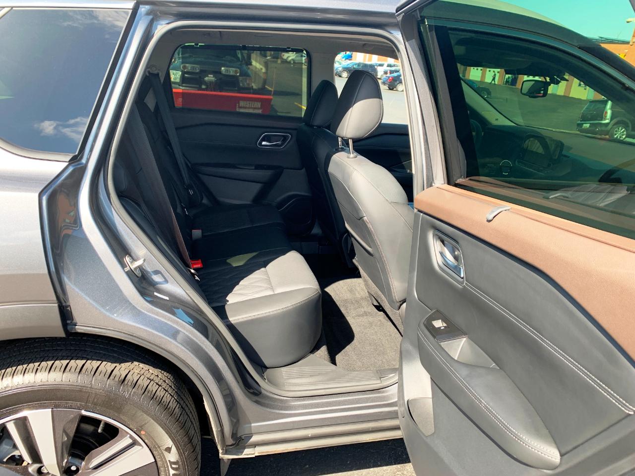 Nissan Rogue Platinum AWD 2023