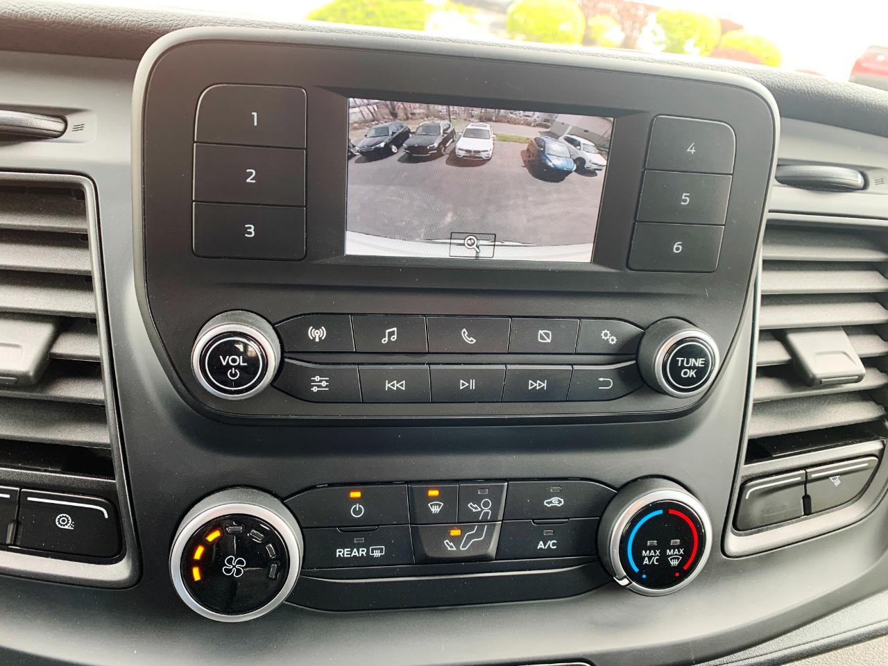 Ford Transit 250 Van High Roof w/Sliding Pass. 148-in. WB EL 2021