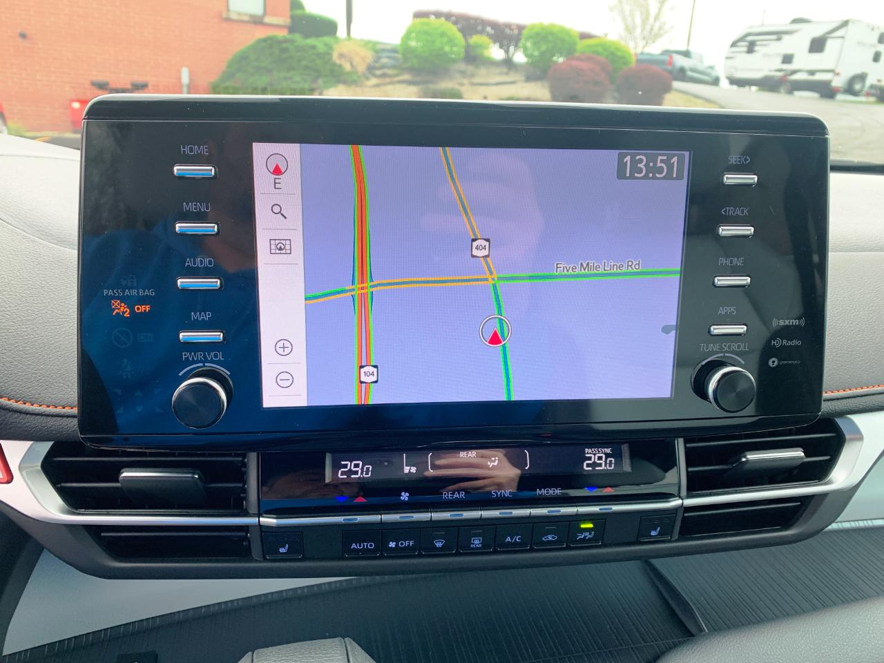 Toyota Sienna XSE 7-Passenger 2024