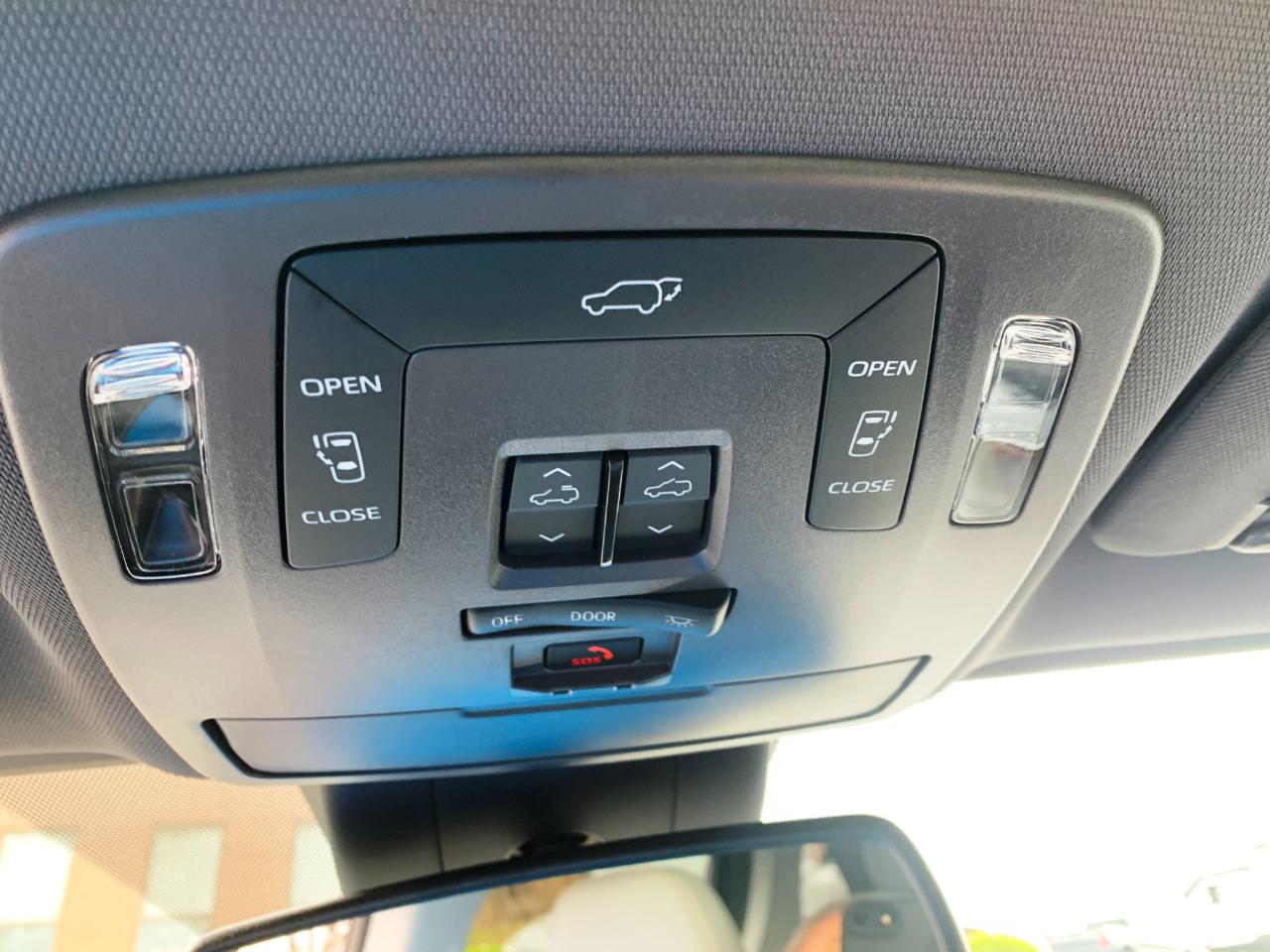 Toyota Sienna XSE 7-Passenger 2024