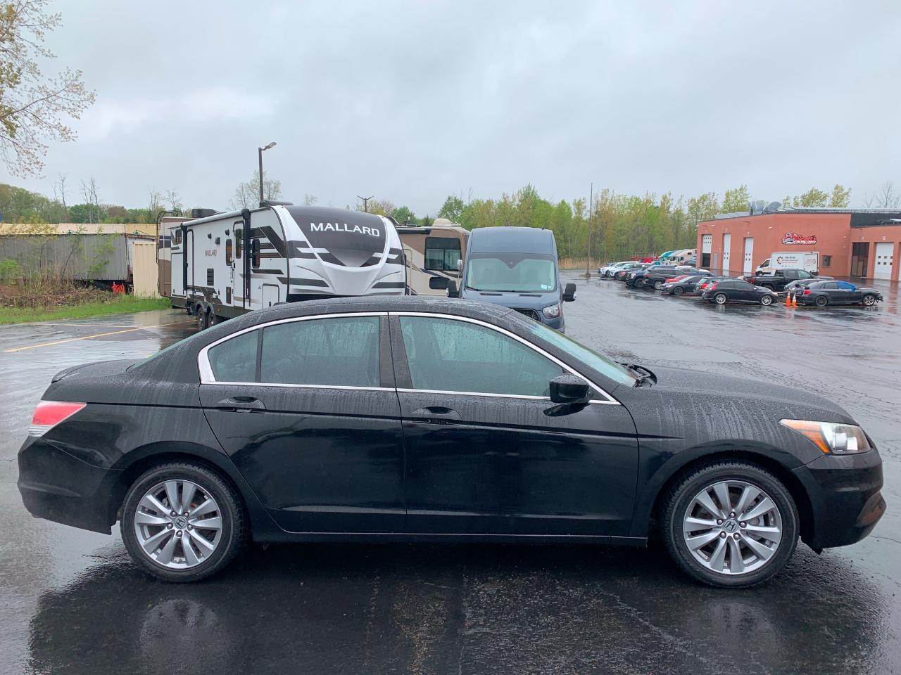 Honda Accord EX-L Sedan AT 2011