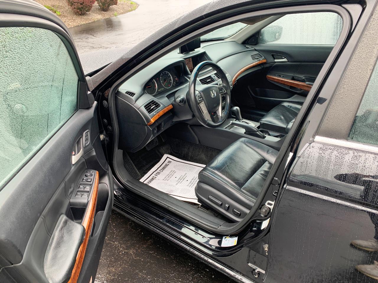 Honda Accord EX-L Sedan AT 2011