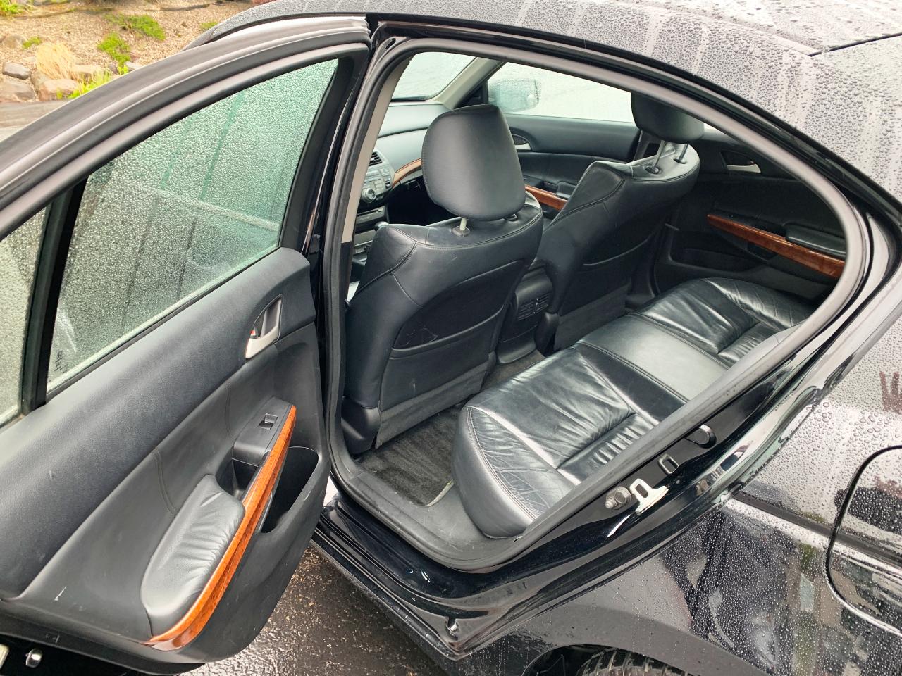 Honda Accord EX-L Sedan AT 2011