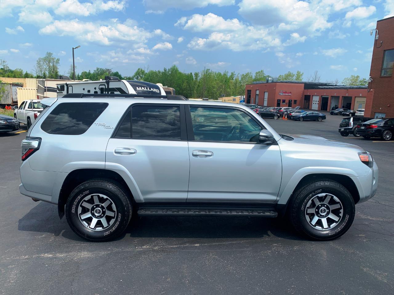 Toyota 4Runner TRD Off-road Premium 4WD 2021
