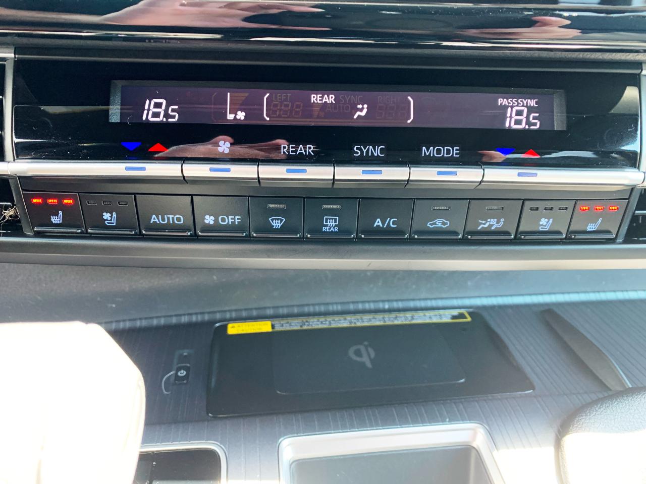 Toyota Sienna  2023