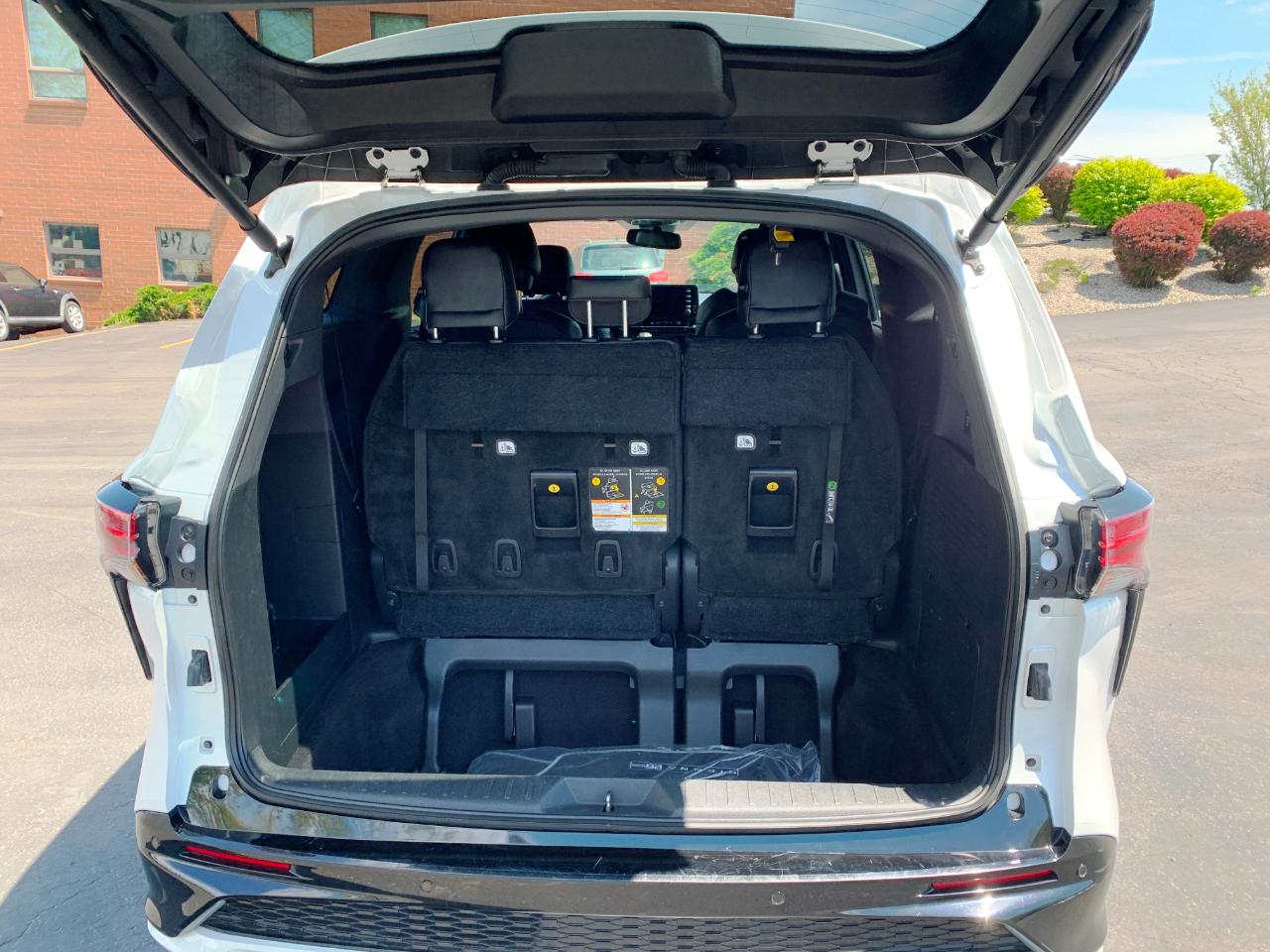 Toyota Sienna  2023