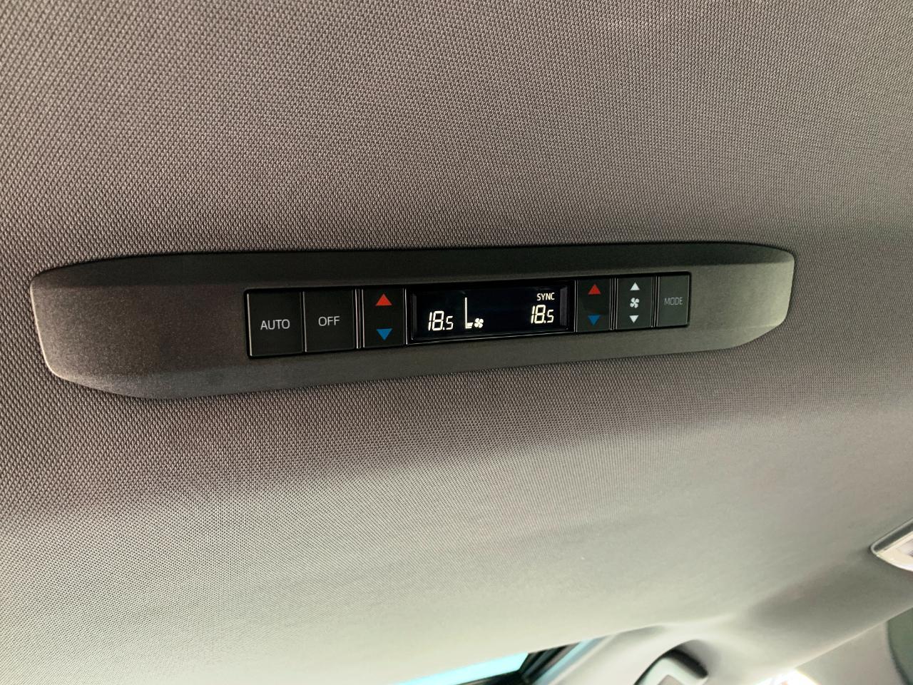 Toyota Sienna  2023