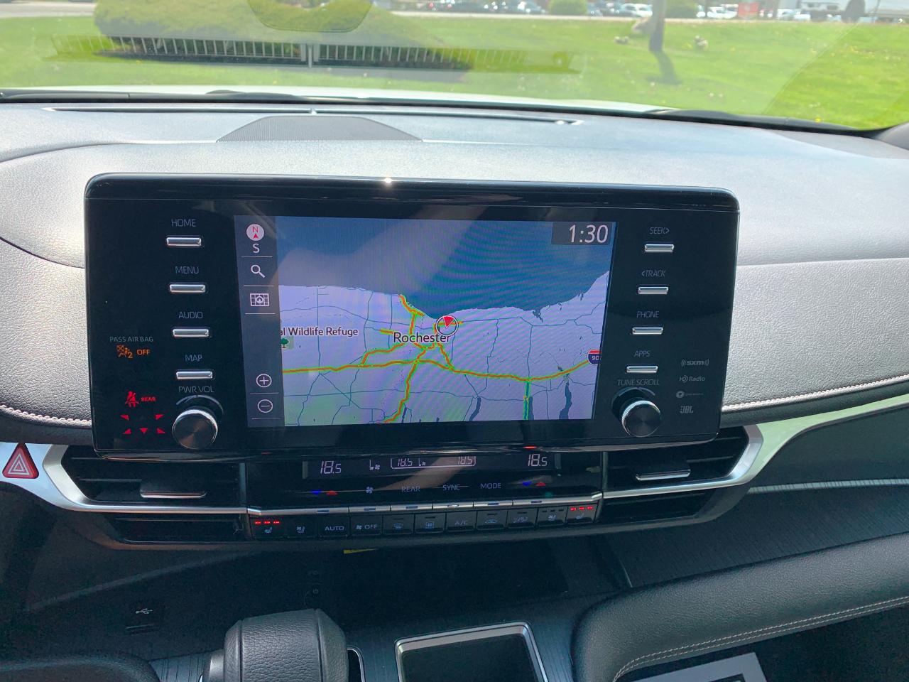 Toyota Sienna  2023