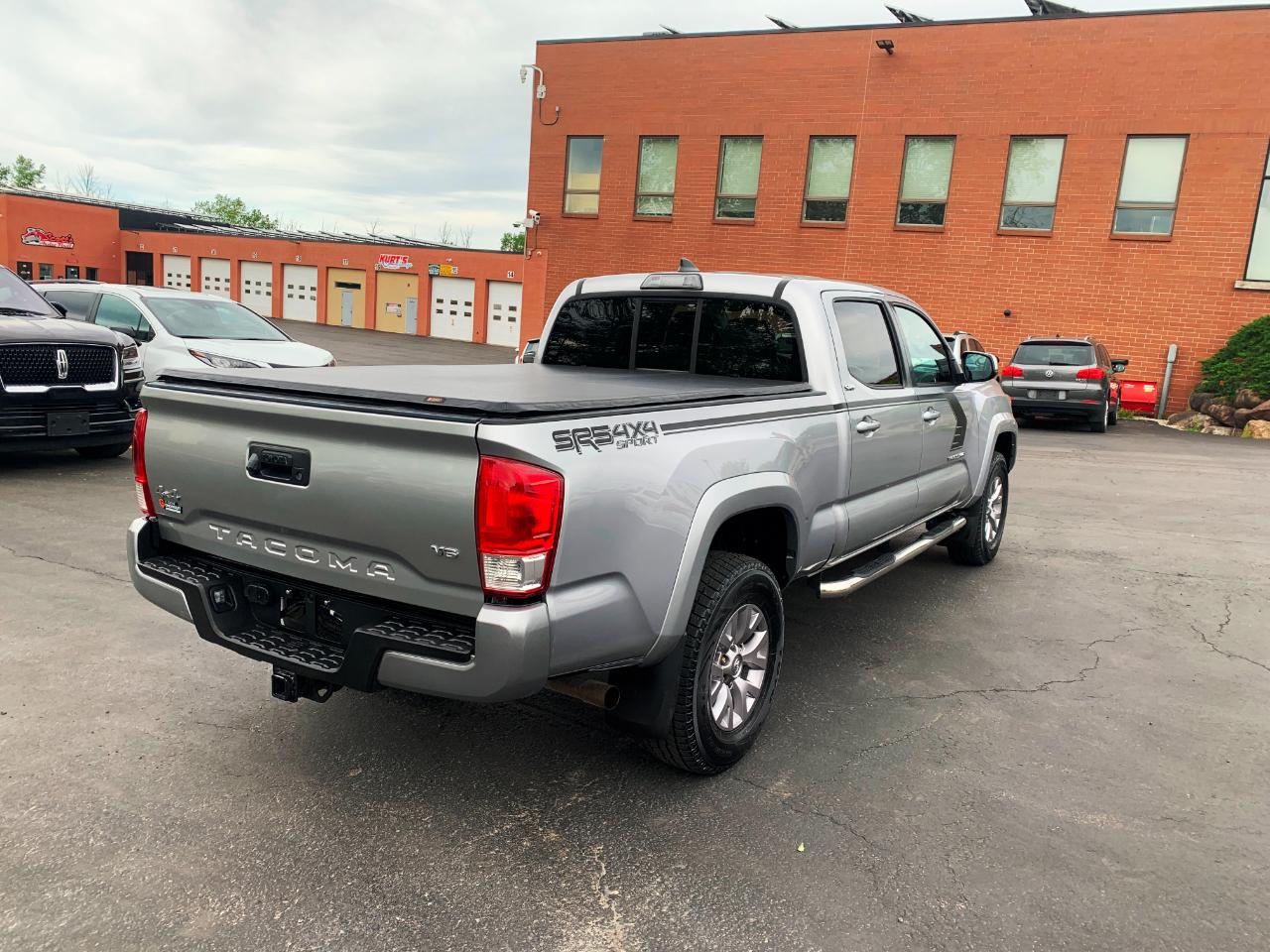 Toyota Tacoma SR5 Double Cab Super Long Bed V6 6AT 4WD 2016