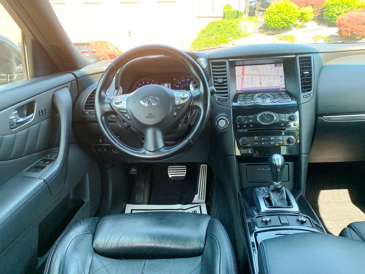 Infiniti QX70  2016