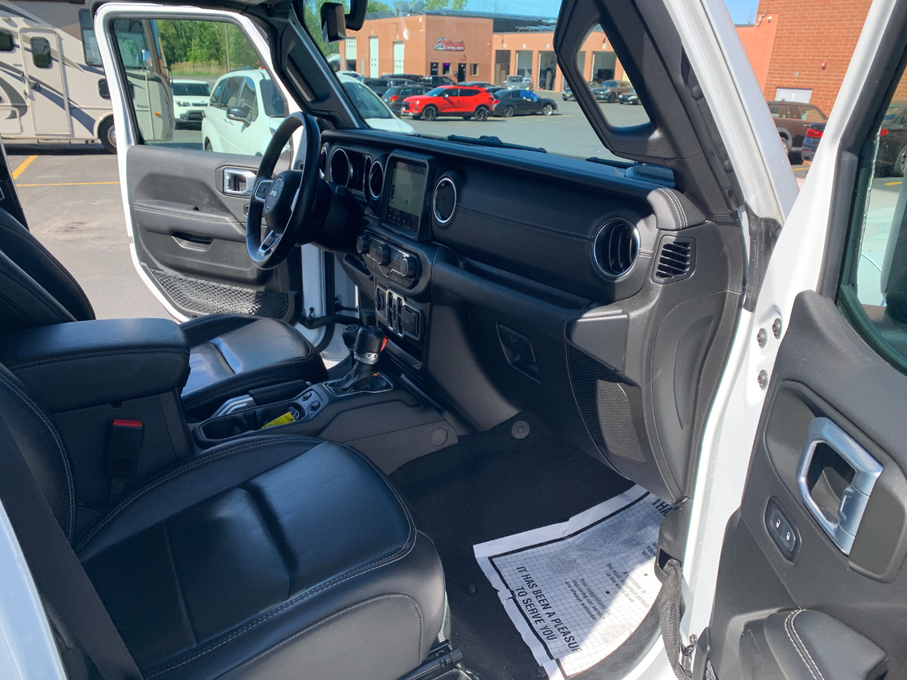 Jeep Wrangler Unlimited Sahara 2021