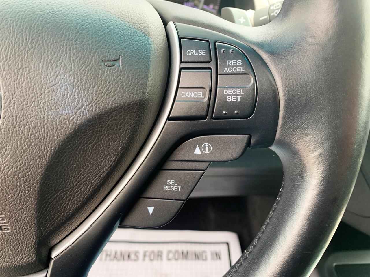 Acura RDX 6-Spd AT AWD w/ Technology Package 2013