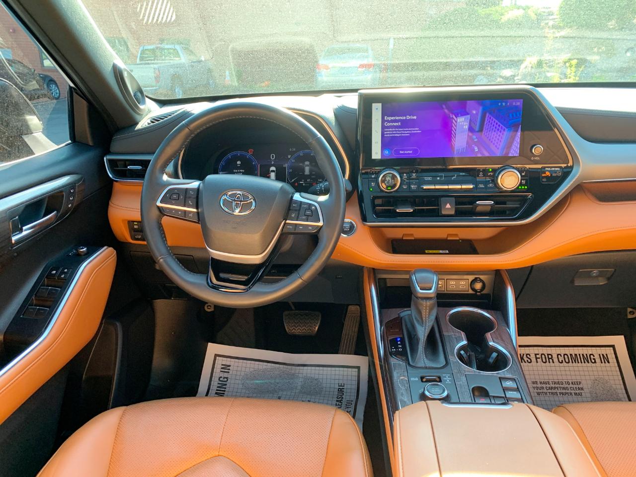 Toyota Highlander Platinum AWD (Natl) *Ltd Avail* 2023