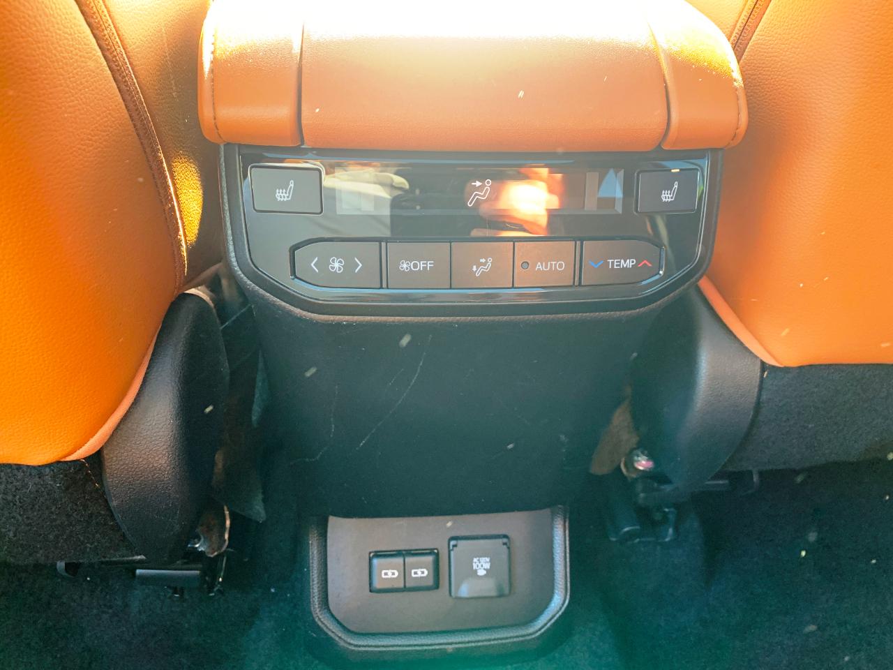 Toyota Highlander Platinum AWD (Natl) *Ltd Avail* 2023
