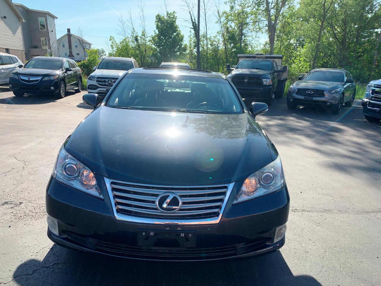 Lexus ES 350 Sedan 2011