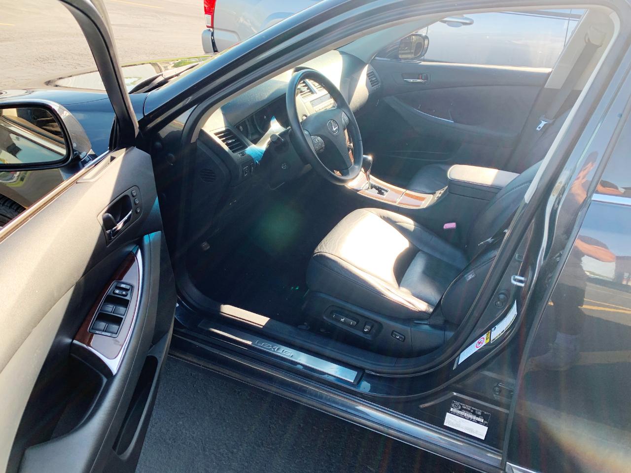 Lexus ES 350 Sedan 2011