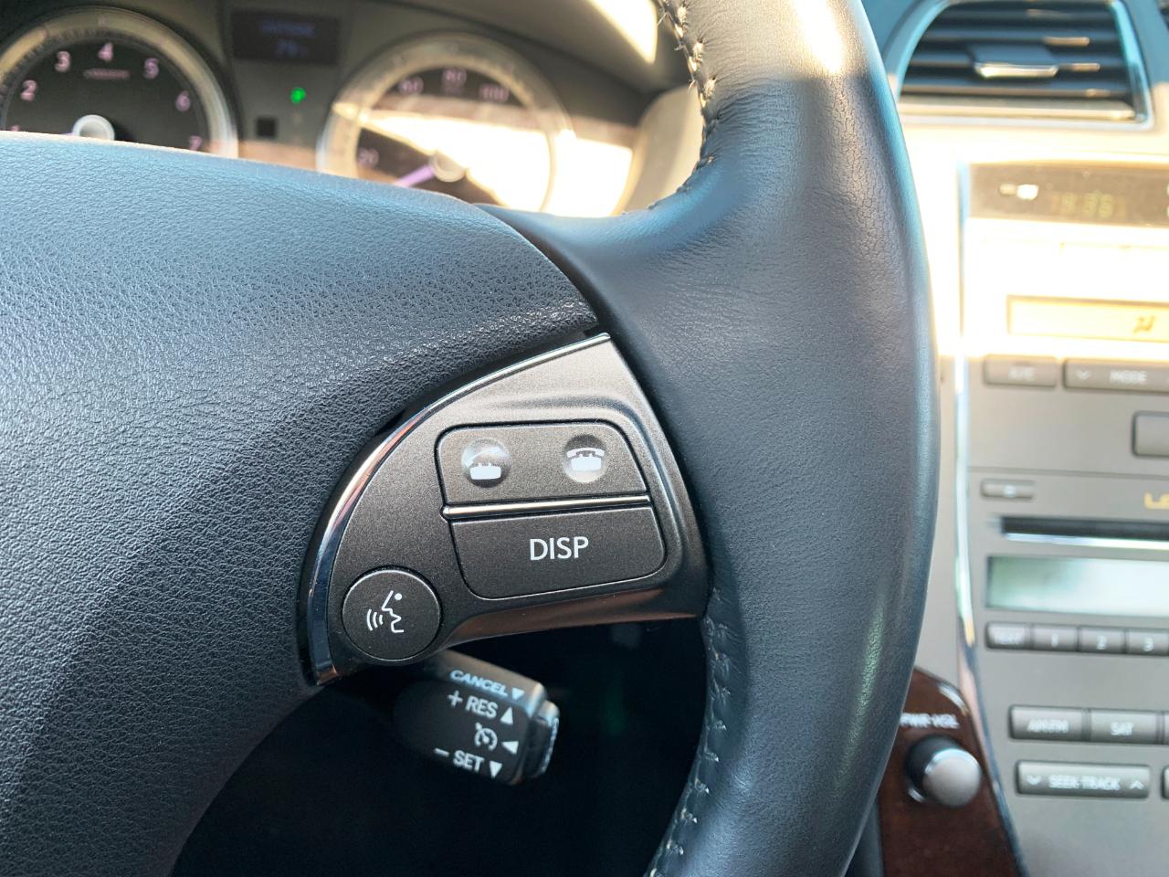 Lexus ES 350 Sedan 2011