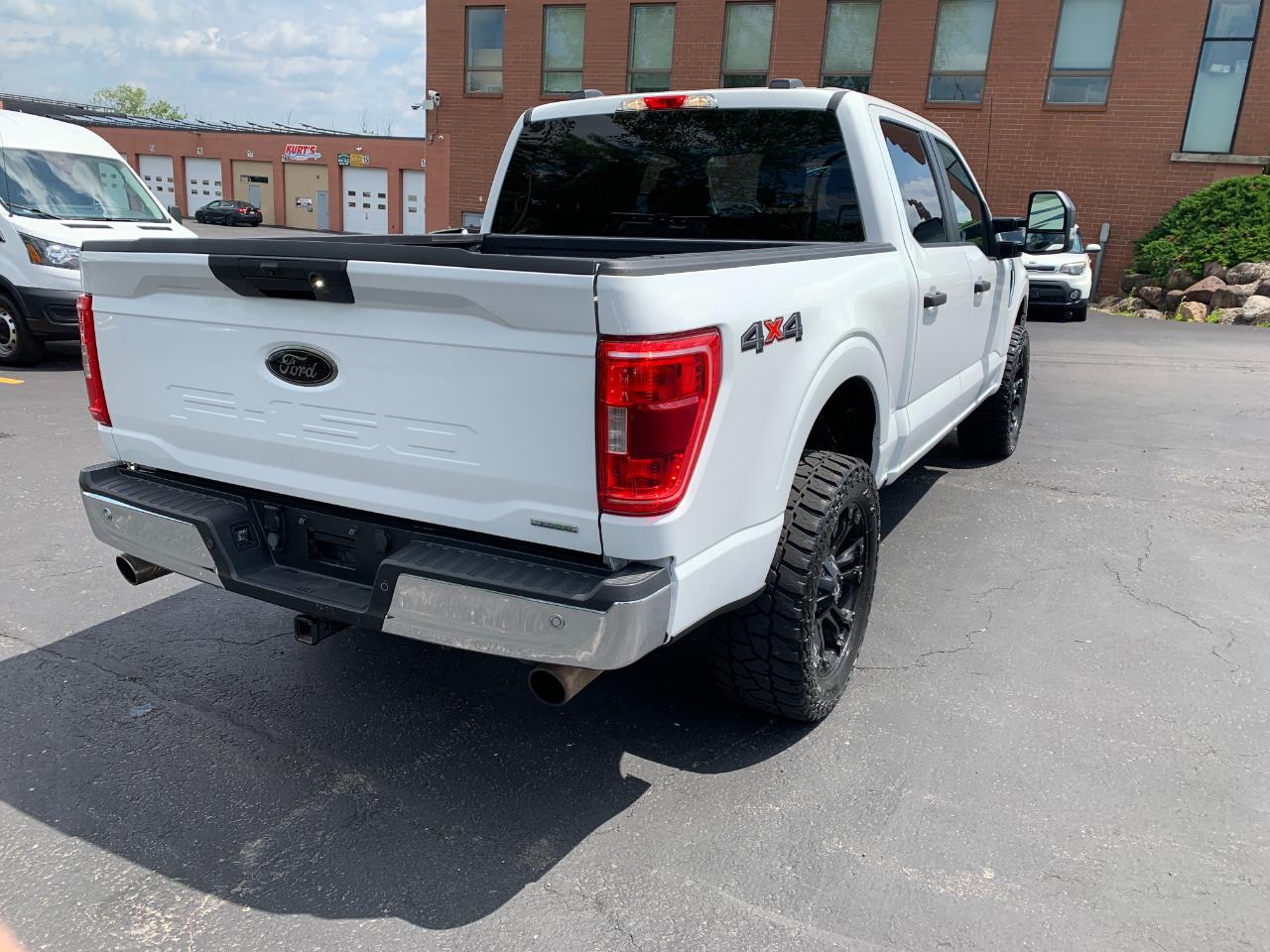 Ford F-150 SuperCrew 139" XLT 4WD 2021