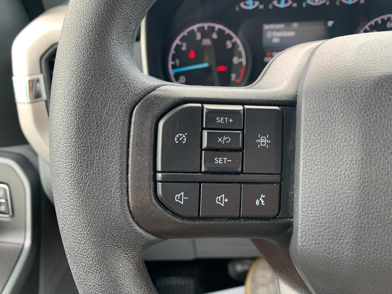 Ford F-150 SuperCrew 139" XLT 4WD 2021