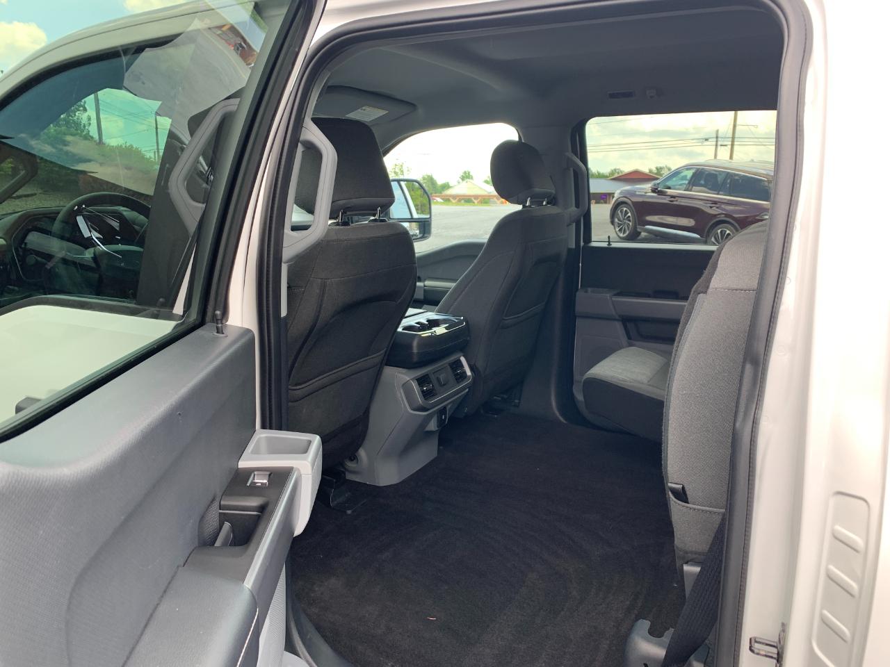 Ford F-150 SuperCrew 139" XLT 4WD 2021