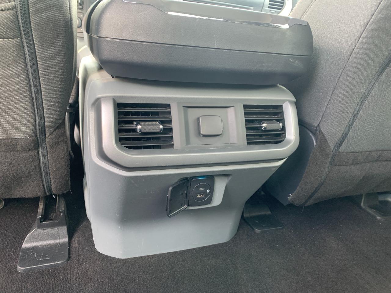 Ford F-150 SuperCrew 139" XLT 4WD 2021