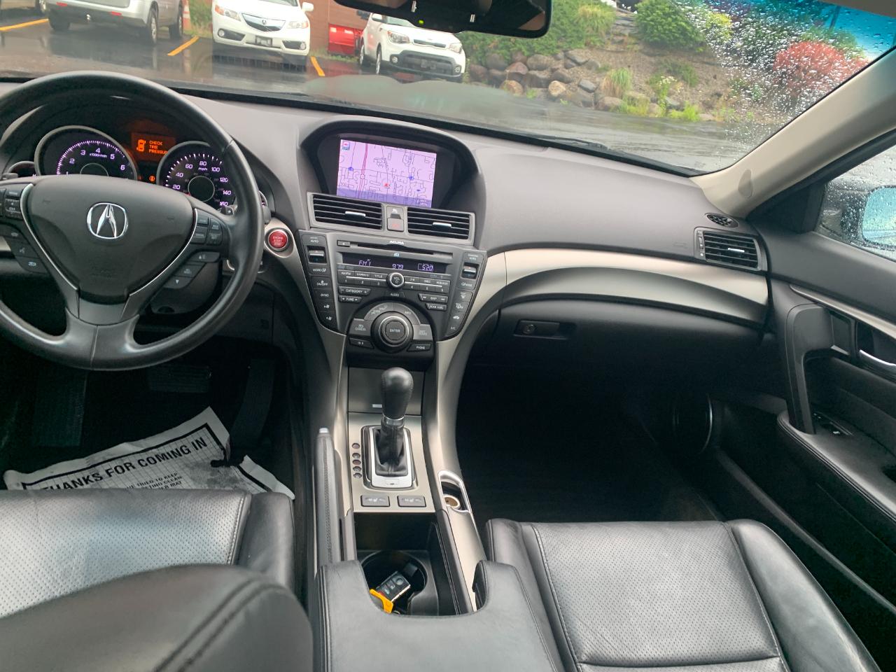 Acura TL 6-Speed AT with Tech Package and 18-In. WP 2012