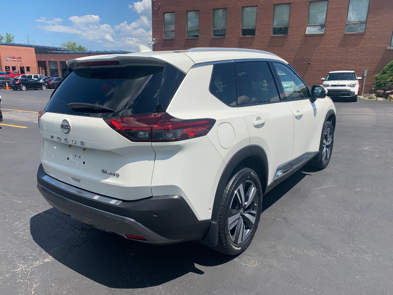 Nissan Rogue SL AWD 2023
