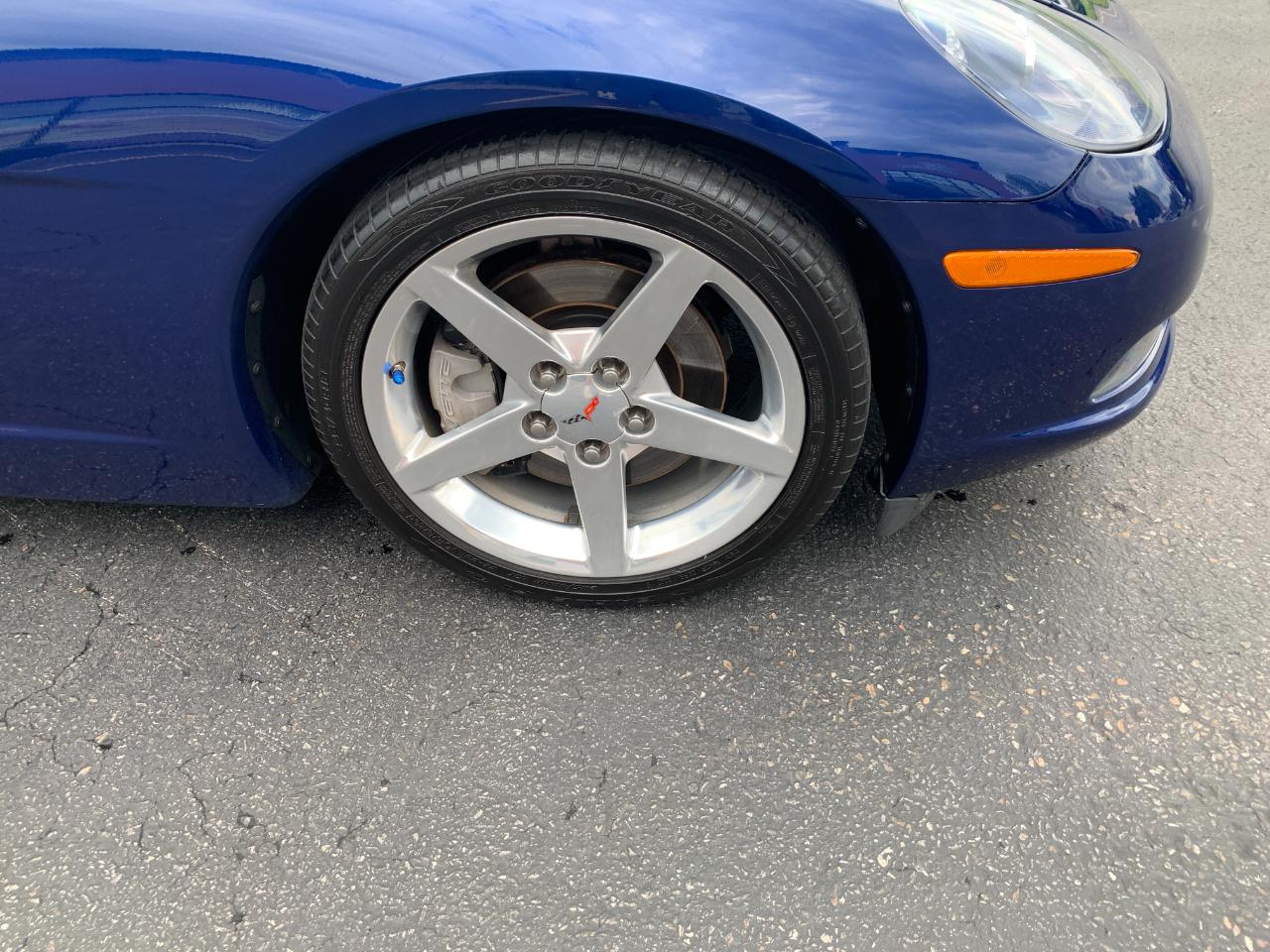 Chevrolet Corvette Coupe 2005