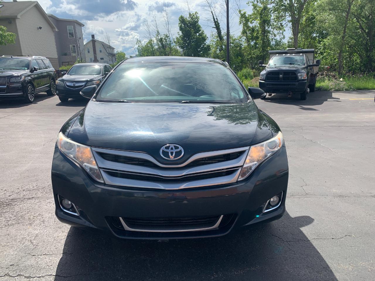 Toyota Venza LE V6 AWD 2014