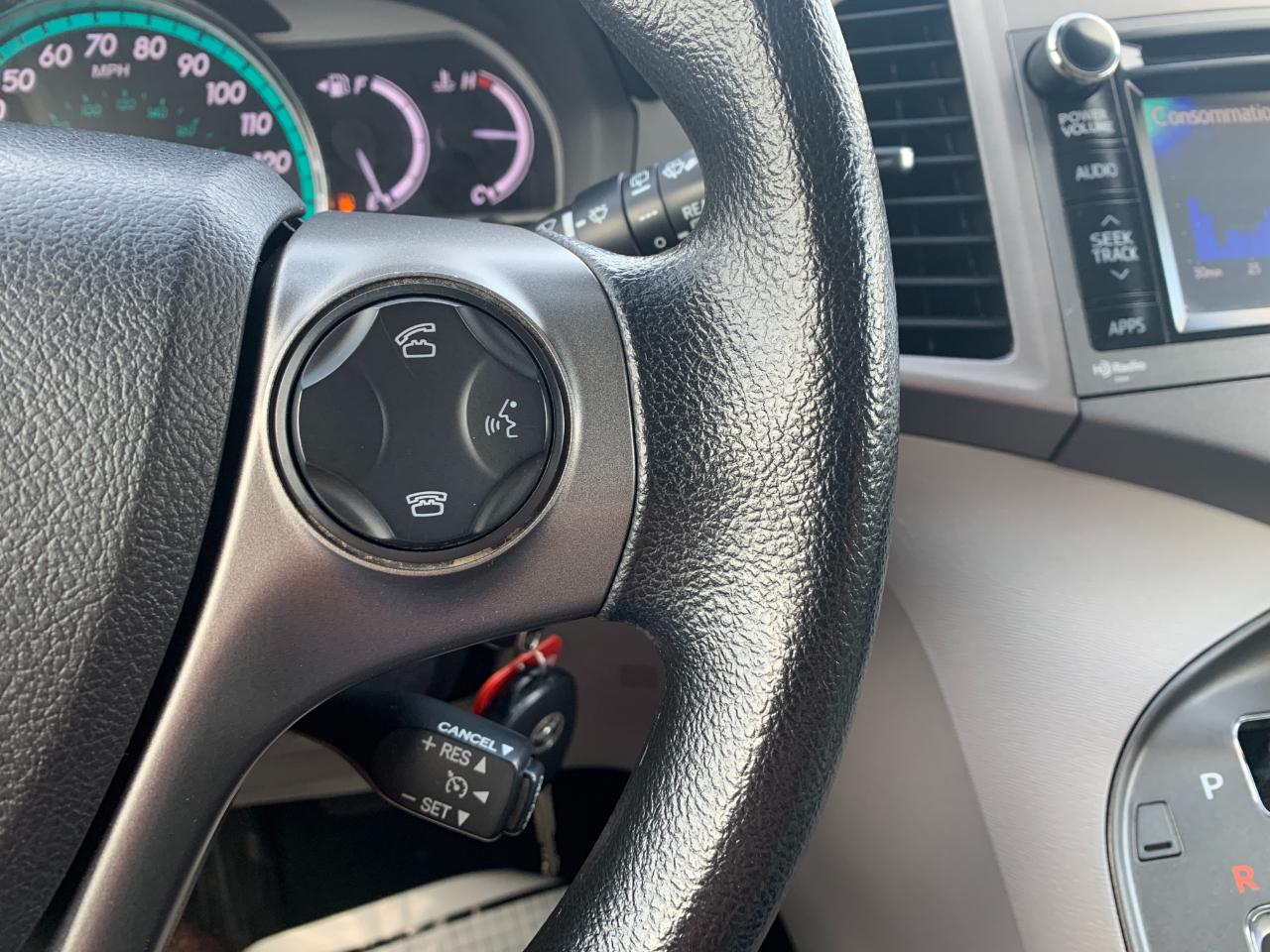 Toyota Venza LE V6 AWD 2014