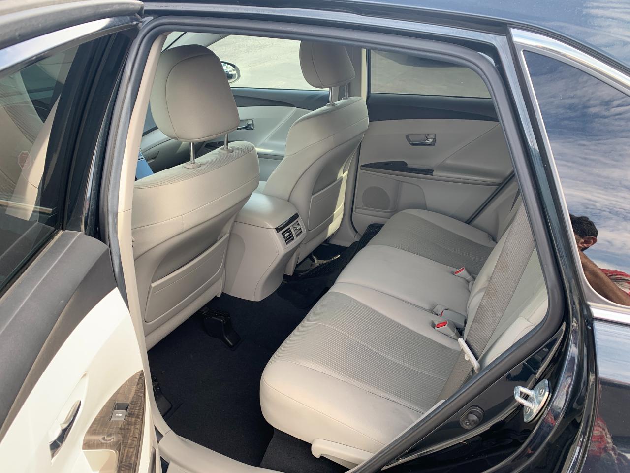 Toyota Venza LE V6 AWD 2014