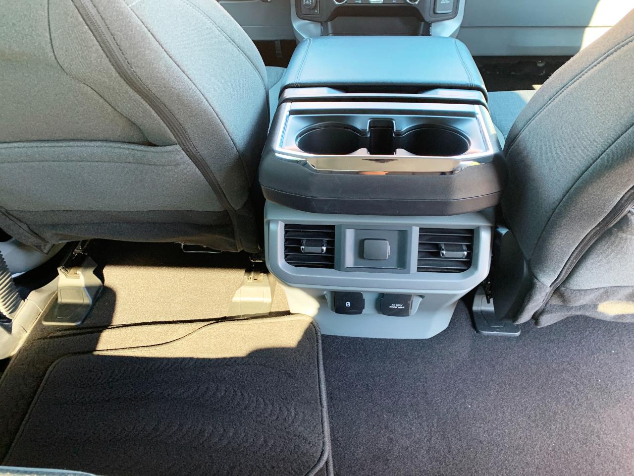 Ford F-150 XLT SuperCab Long Bed 4WD 2024