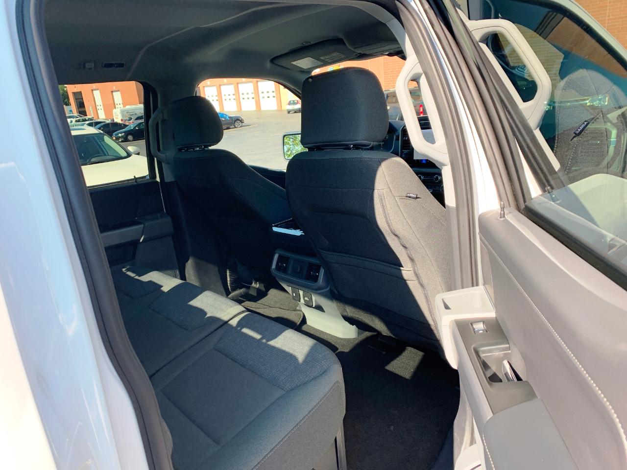 Ford F-150 XLT SuperCab Long Bed 4WD 2024