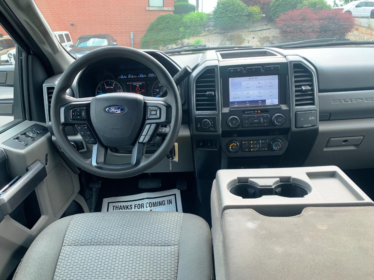Ford F-250 SD XLT Crew Cab Long Bed 4WD 2020
