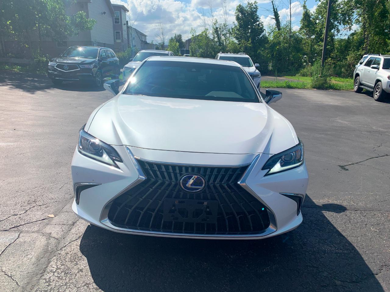 Lexus ES 300h Premium 2022