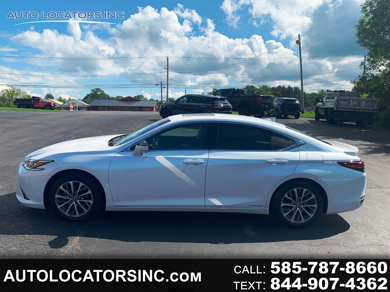2022 Lexus ES 300h Premium