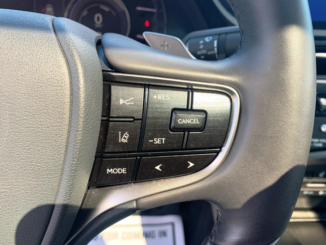 Lexus ES 300h Premium 2022