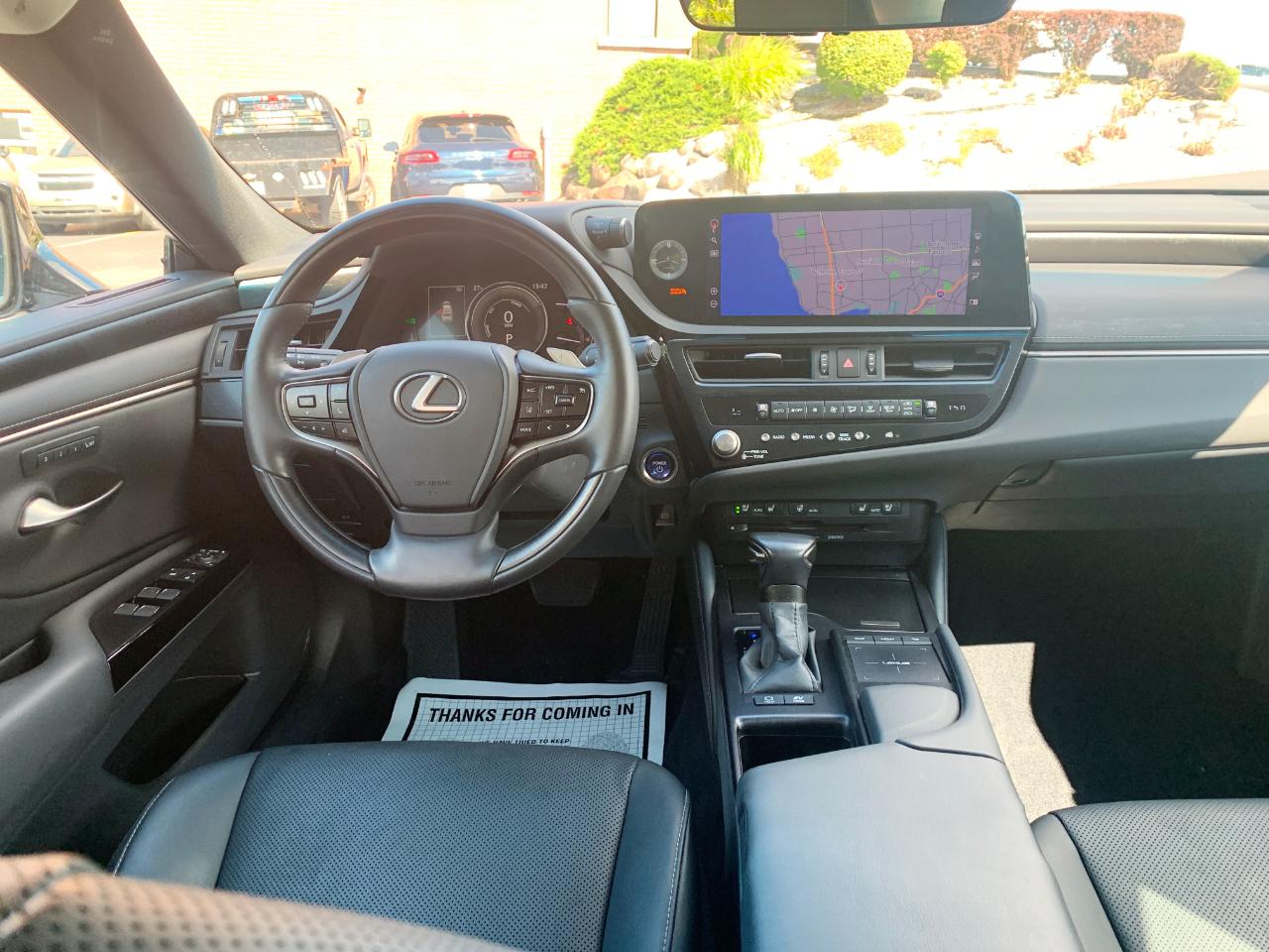 Lexus ES 300h Premium 2022