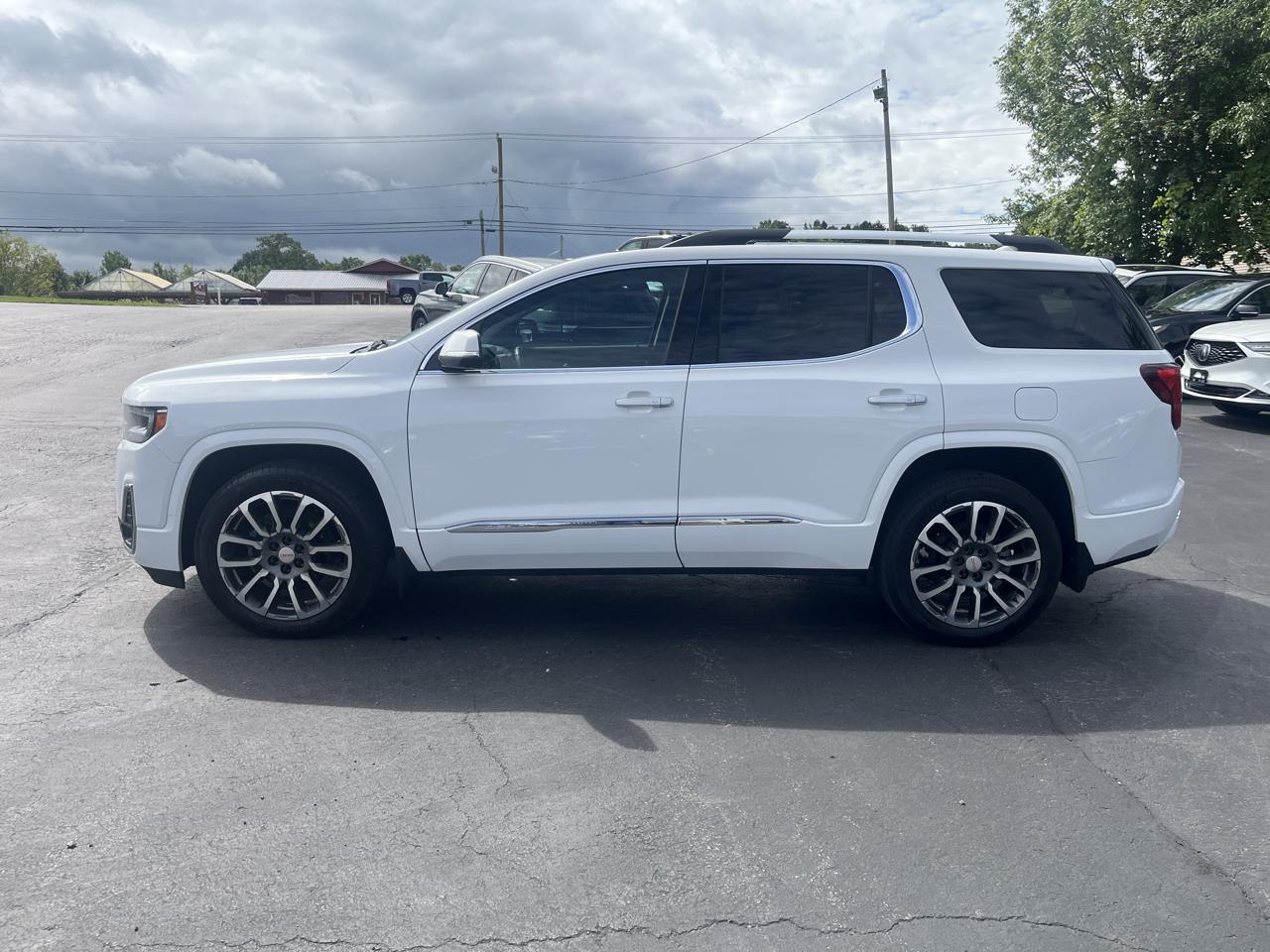 GMC Acadia Denali AWD 2023
