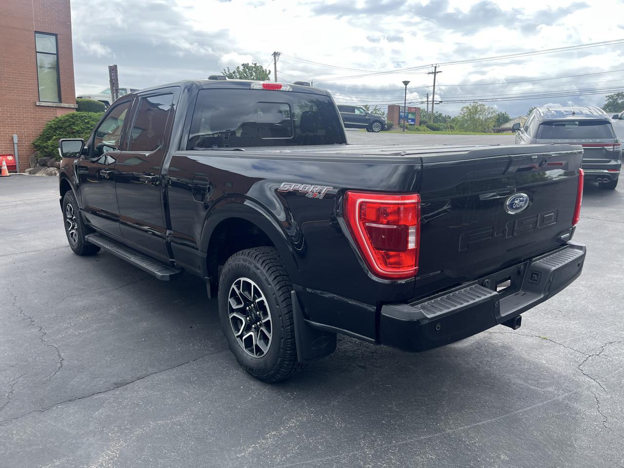 Ford F-150 XLT SuperCrew 6.5-ft. Bed 4WD 2022