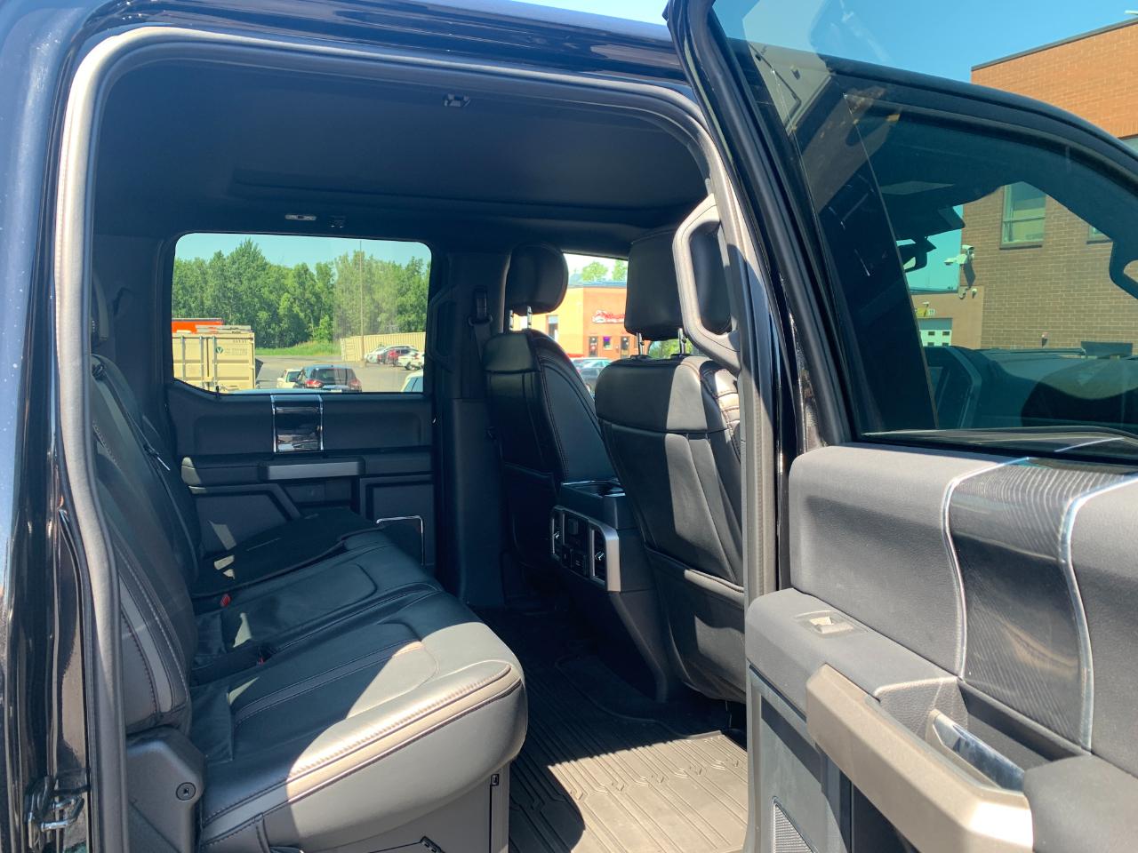 Ford F-350 SD Platinum Crew Cab 4WD 2022