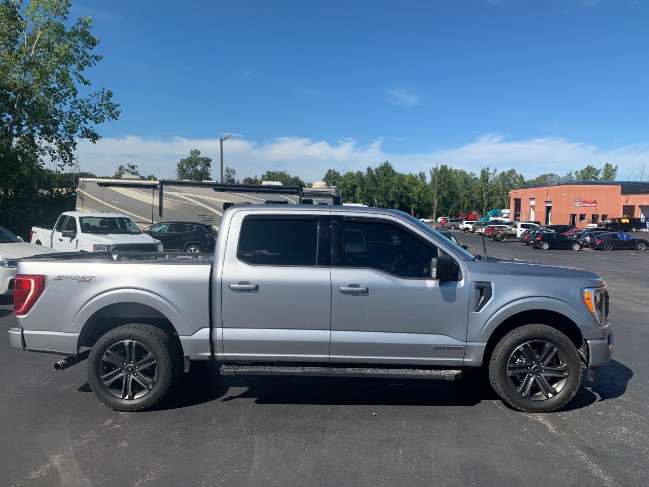 Ford F-150 XLT SuperCrew 5.5-ft. Bed 4WD 2022
