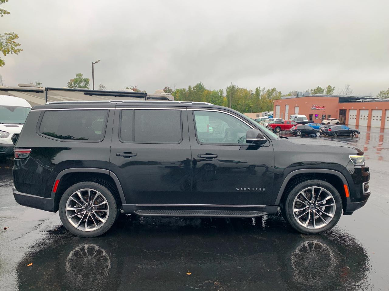 Jeep Wagoneer Series II 4WD 2022