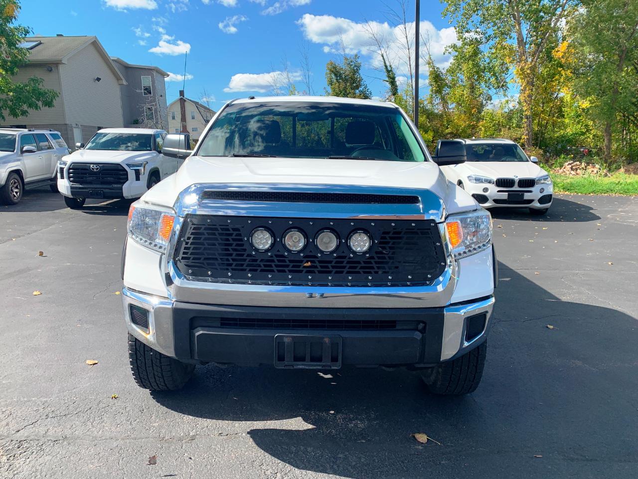 Toyota Tundra  2017