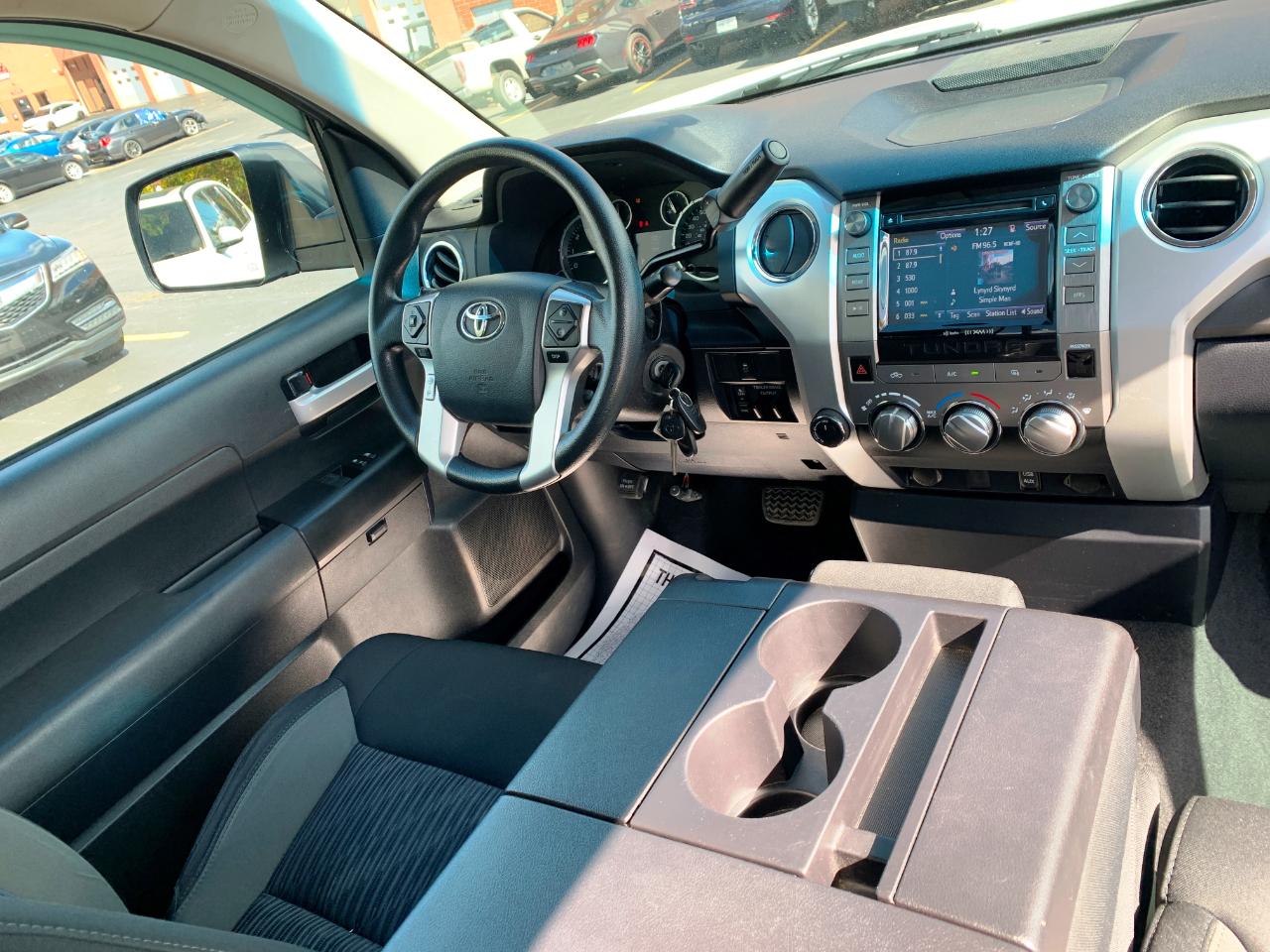 Toyota Tundra  2017