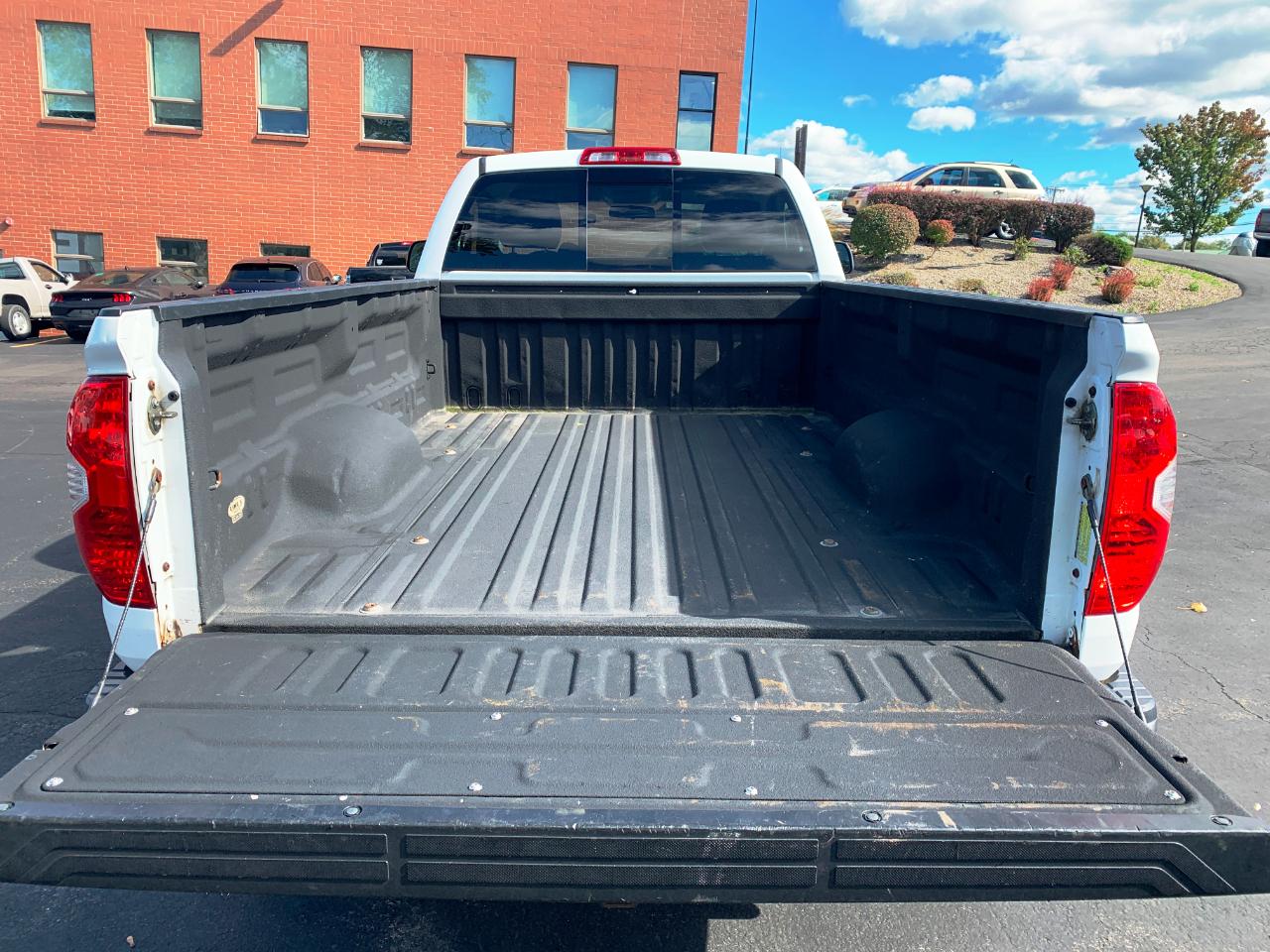 Toyota Tundra  2017