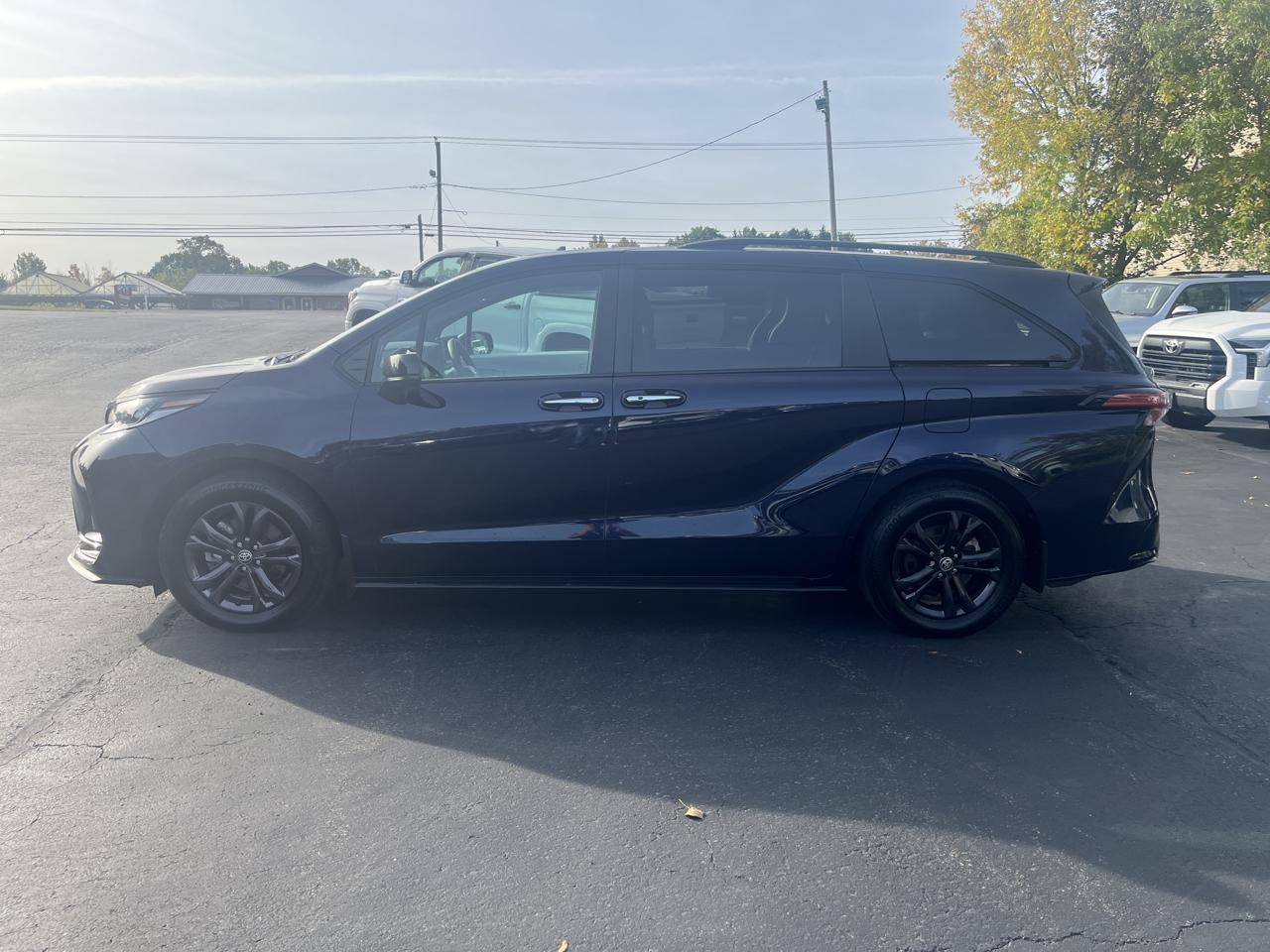 Toyota Sienna XSE AWD 7-Passenger (Natl) 2025